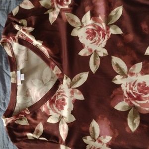 Medium lularoe kristy
